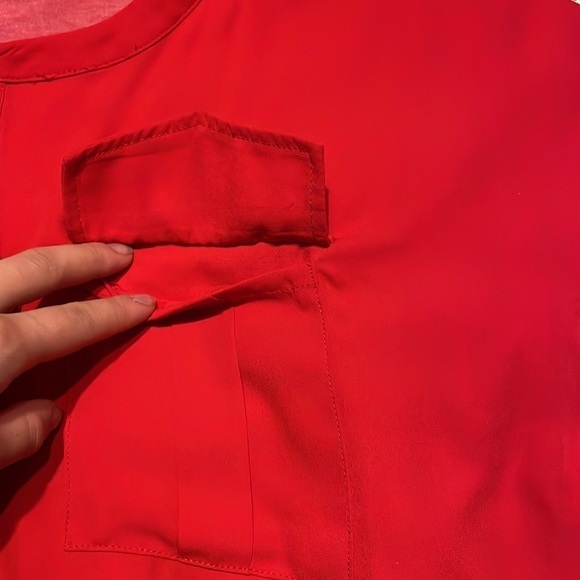 KUT From The Kloth Red Short Sleeve‎ Blouse Size Large - Picture 4 of 9